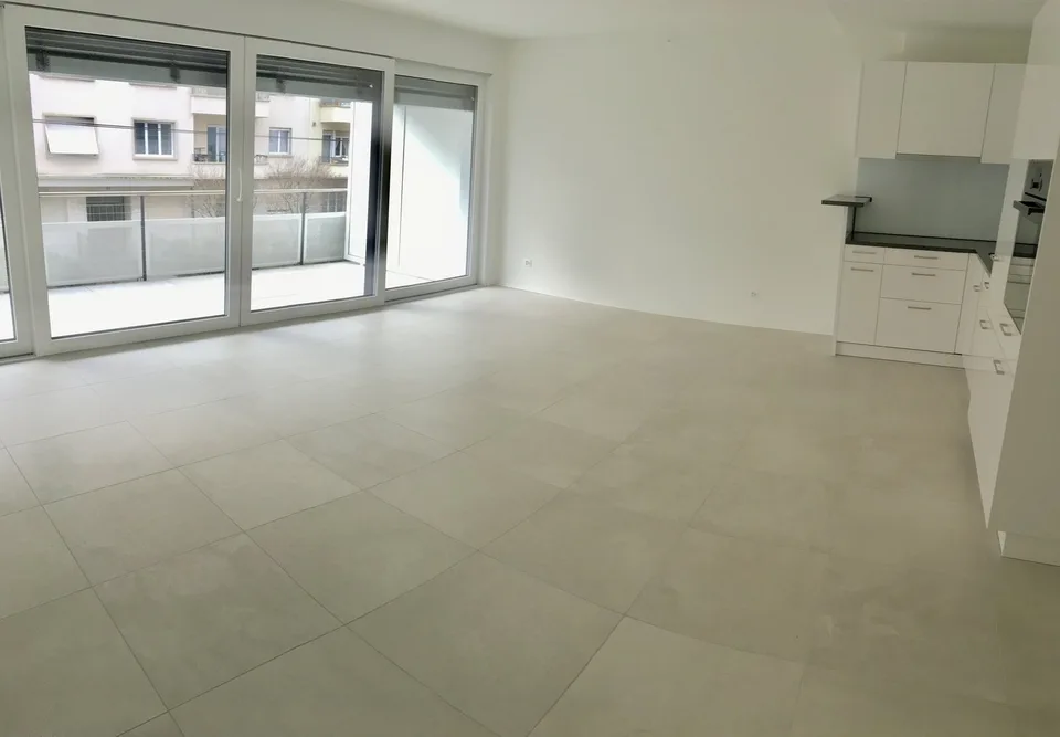 Bright 2.5-room apartment with balcony in Biel – available from 01.12.2026! – photo 4 of 6
