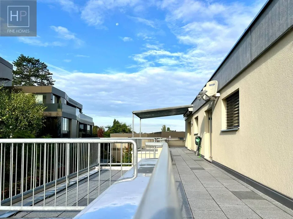 4.5 Zimmer Attika-Eigentumswohnung mit ausgebauten Raum und 2 AEHP – Foto 12 von 13