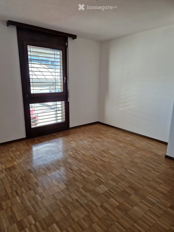 Appartement zur Miete ab 1. November 2026 oder zu vereinbaren – Foto 3 von 5