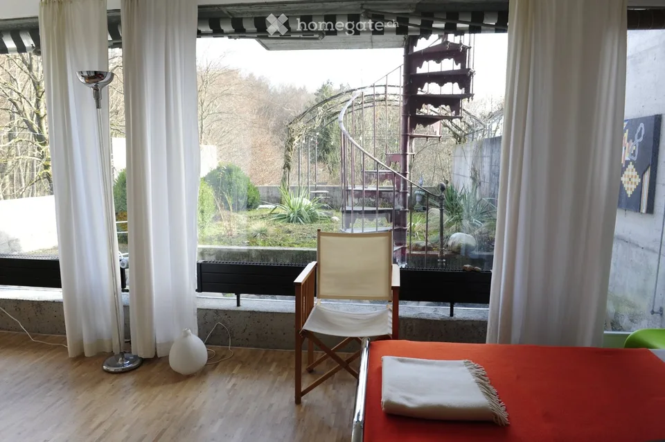Helles Studio mit grosser Terrasse in der Siedlung Thalmatt – Foto 2 von 5