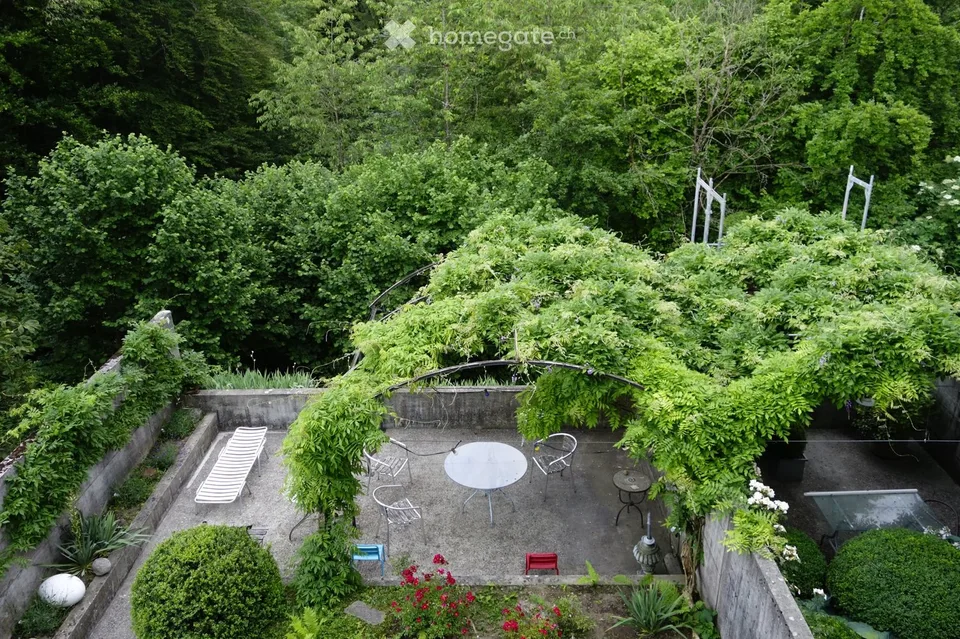 Helles Studio mit grosser Terrasse in der Siedlung Thalmatt – Foto 3 von 5