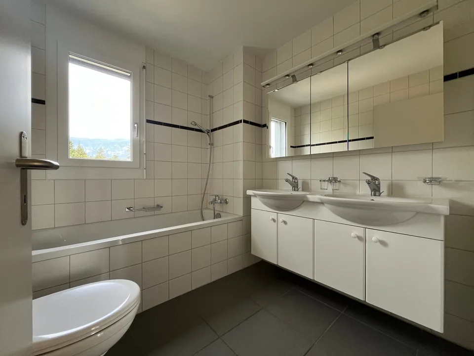 Bright 4.5-room apartment with balcony in a quiet location in Solothurn – photo 6 of 10