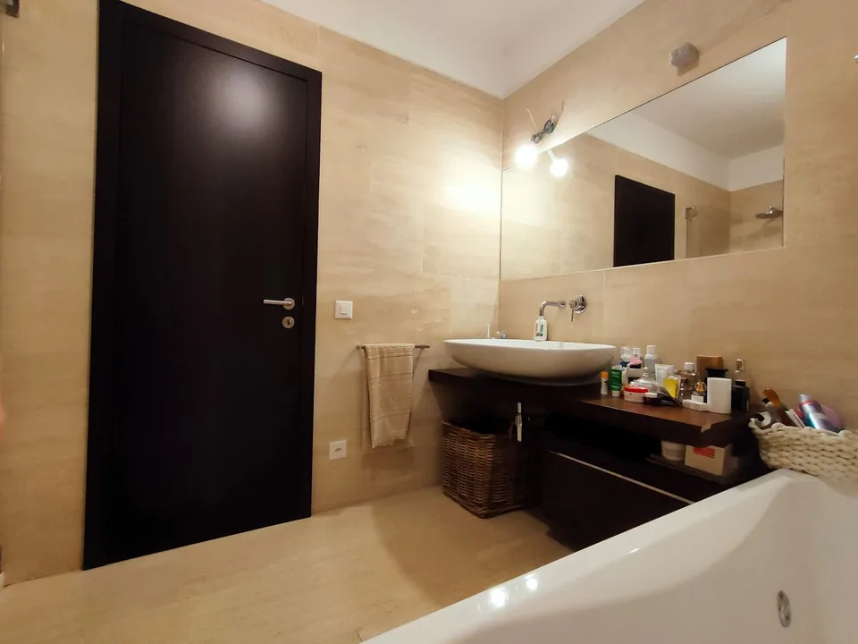 Elegantes 4.5-Zimmer-Apartment nur wenige Schritte vom Zentrum entfernt – Foto 10 von 15