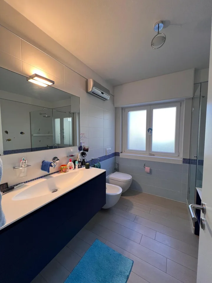 Grande villa avec piscine et jardin à vendre à Villa Luganese – photo 9 sur 10
