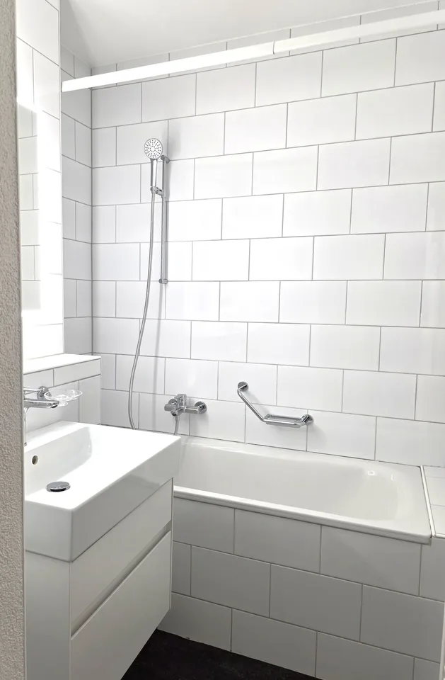 The most beautifully renovated apartments in Ostermundigen! – photo 10 of 12