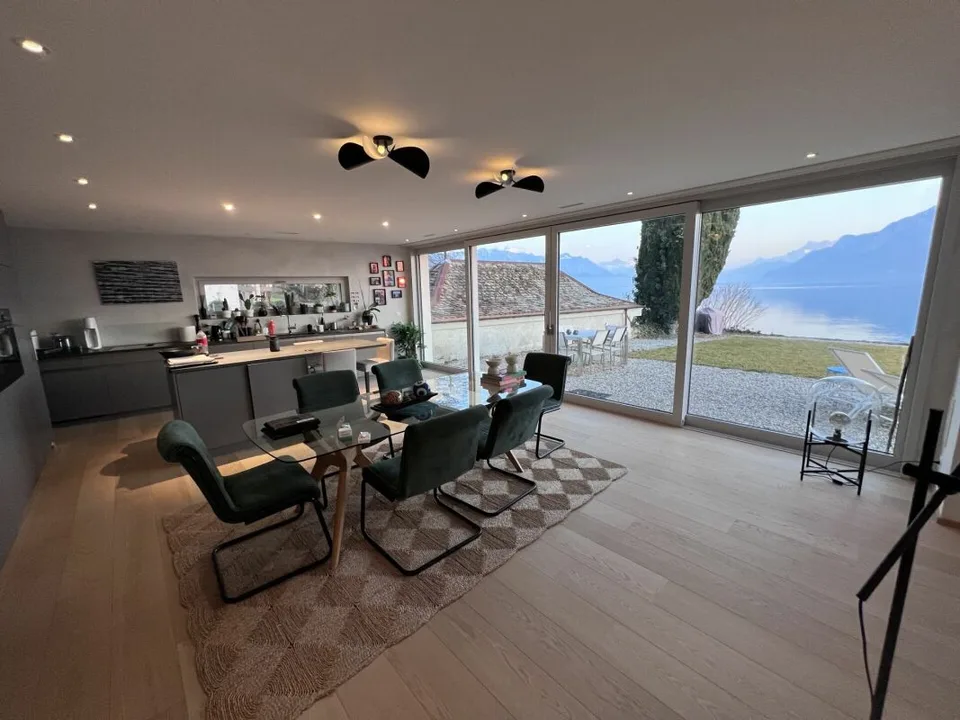 Lakefront house in Corsier – photo 6 of 16