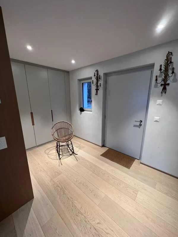 Lakefront house in Corsier – photo 11 of 16