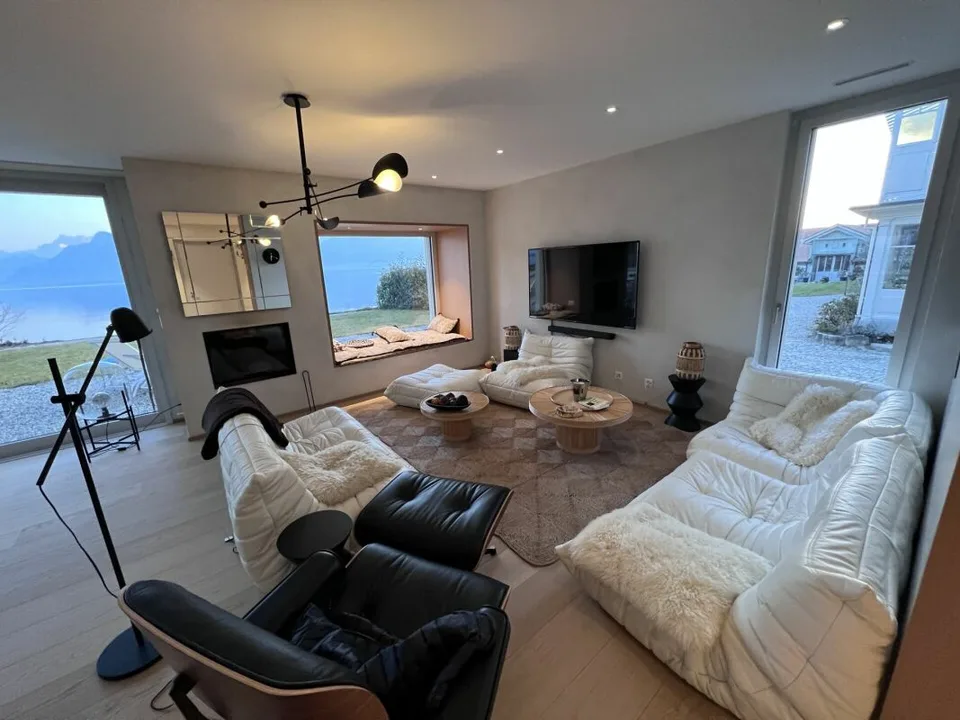 Lakefront house in Corsier – photo 8 of 16