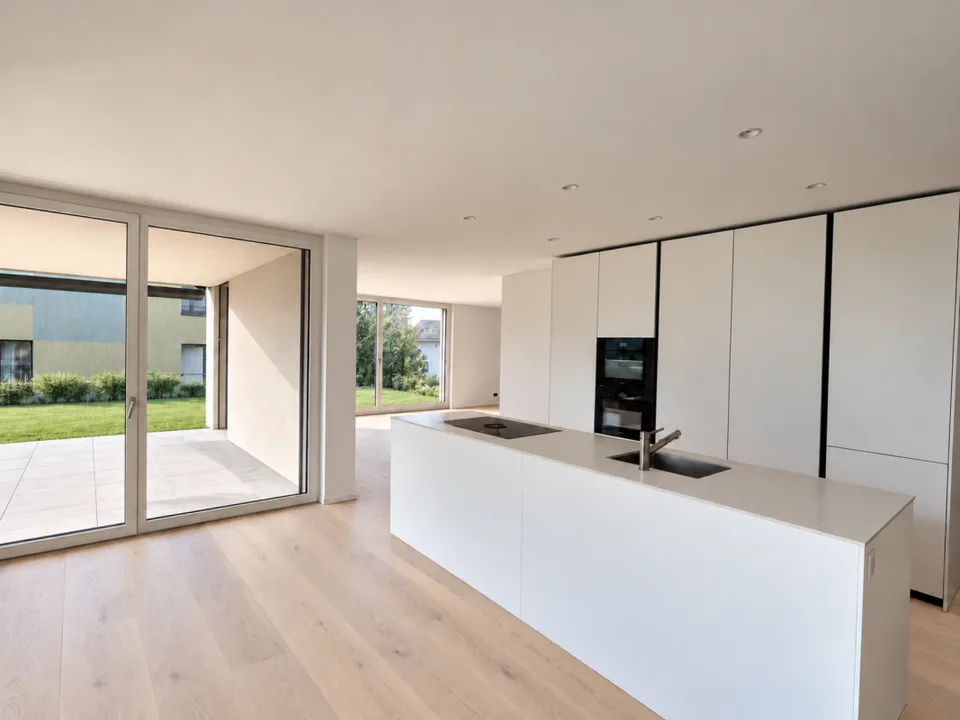 Exclusive 3.5-room garden apartment with spacious 100 m² private garden – photo 2 of 8