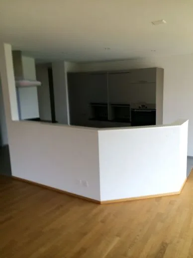 Modern 4-room apartment with panoramic views in Auw – photo 2 of 7