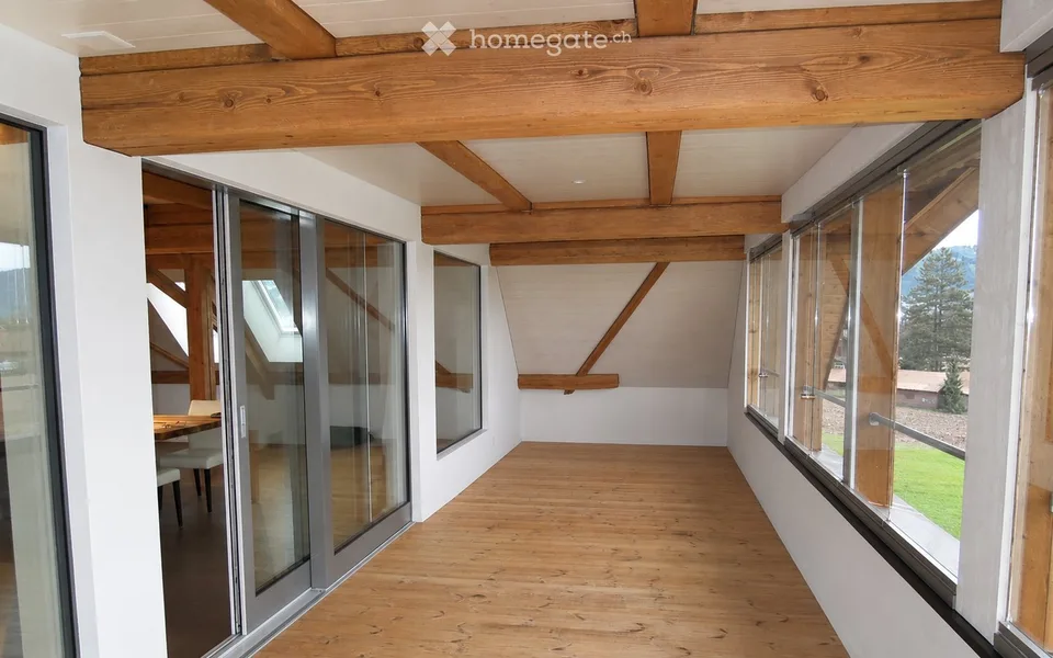 Exklusive 4½-Zimmer-Maisonettewohnung mit Galerie und zwei Loggien – Foto 5 von 7