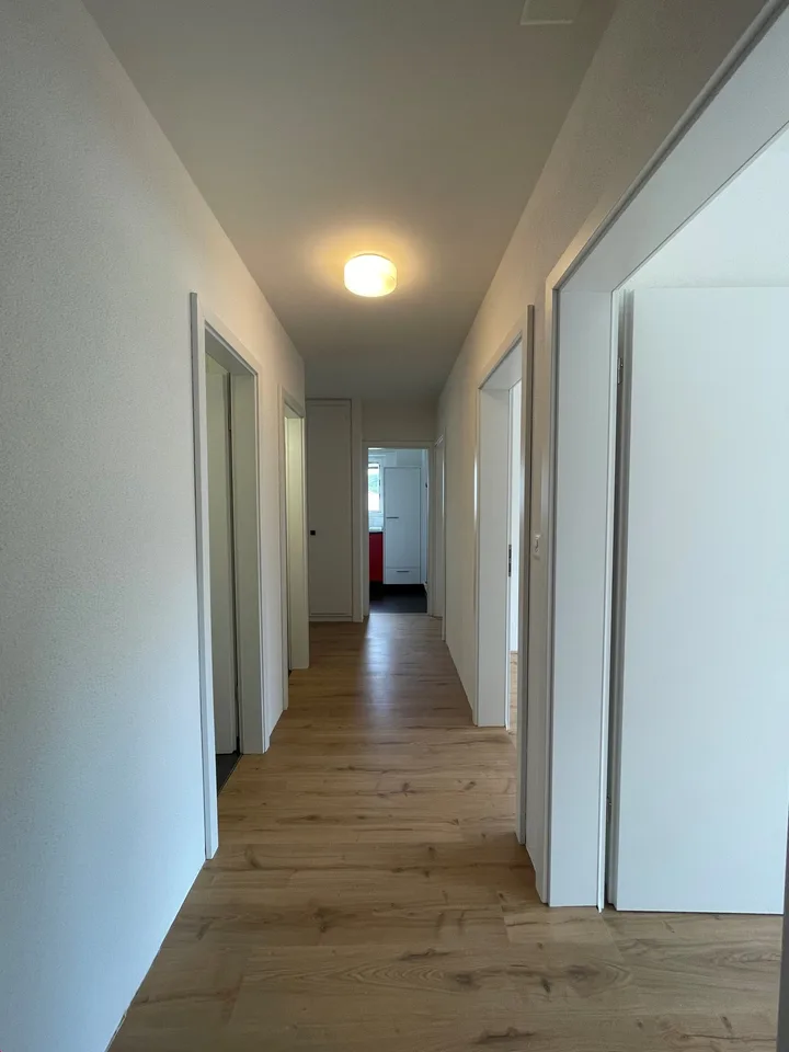 4-bedroom apartment in a family-friendly location – photo 6 of 12