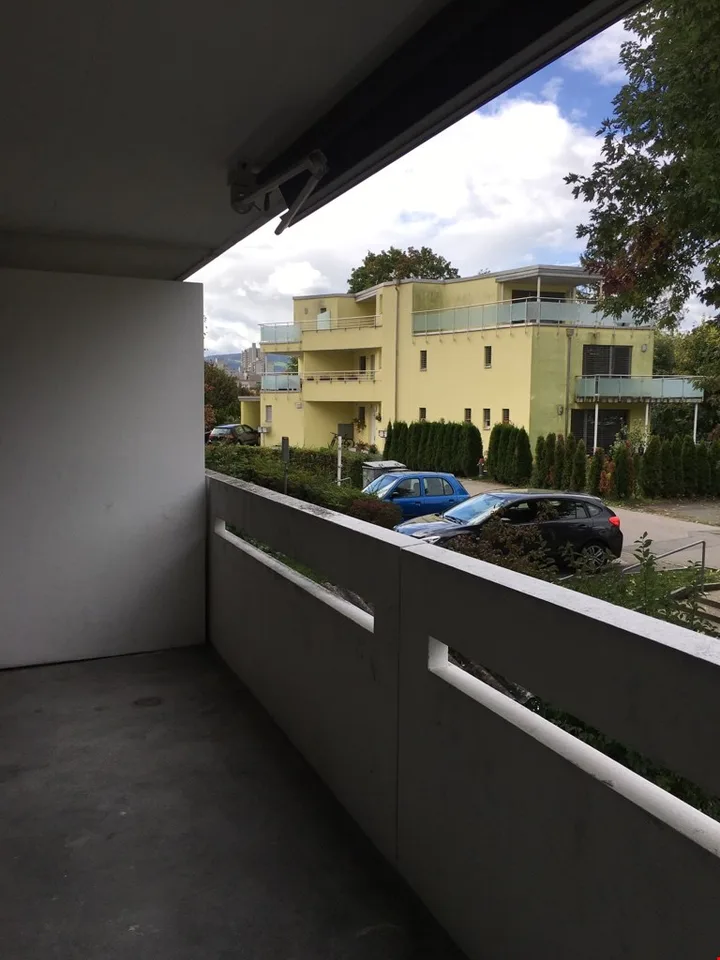 4-bedroom apartment in a family-friendly location – photo 12 of 12