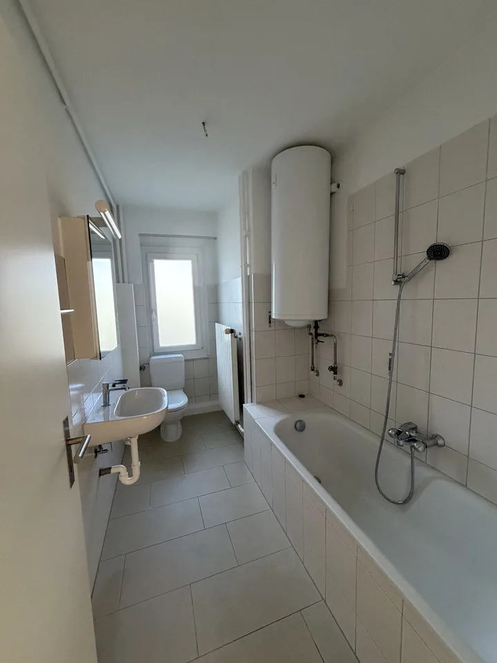 Helle 3.5-Zimmerwohnung mit zwei Balkon in Zuchwil – sofort verfügbar! – Foto 8 von 9