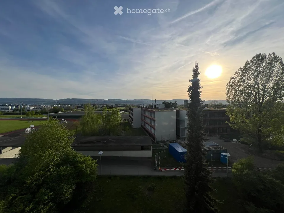 Appartement lumineux dans un emplacement central avec une superbe vue – photo 6 sur 8