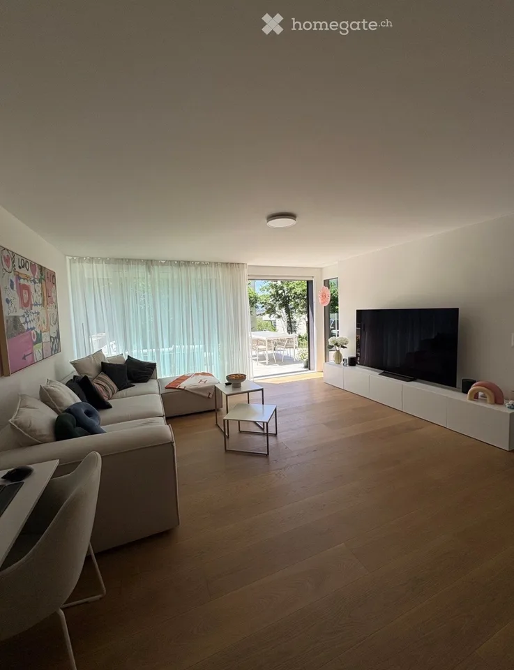 Helle und Moderne Wohnung mit Terrasse und Garten – Foto 4 von 5