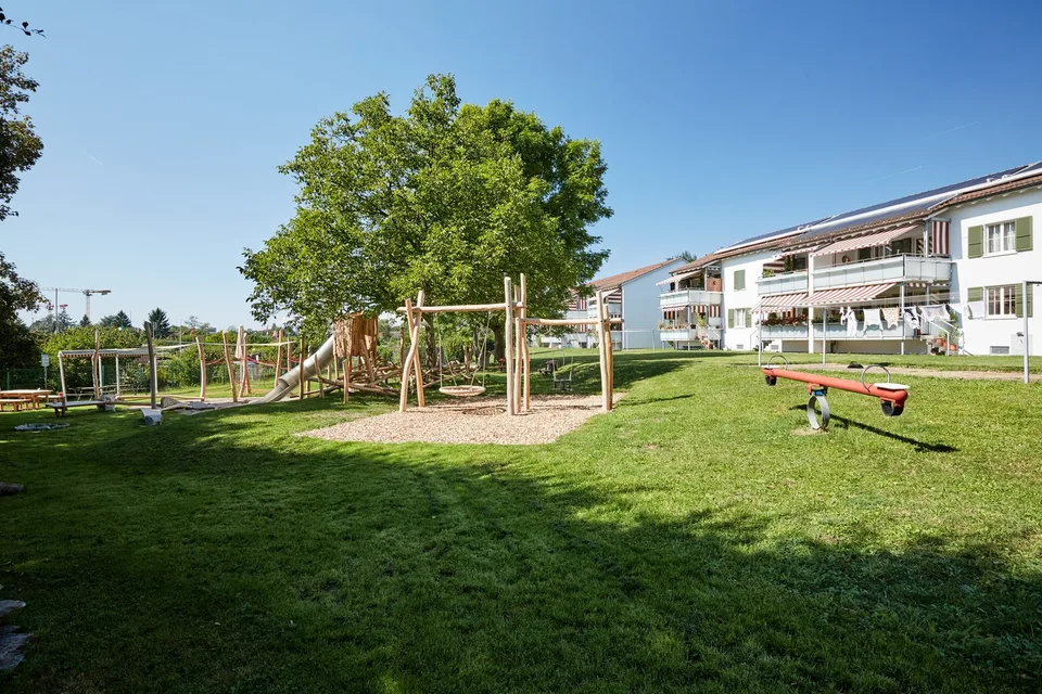 Helle 4-Zimmerwohnung zur befristeten Miete – Foto 2 von 8