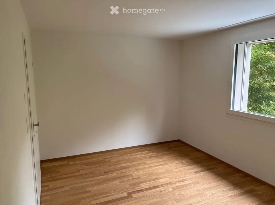 2.5-Zi.-Wohnung in Holzbau-Wohlfühlhaus an zentraler Lage in Binningen – Foto 10 von 12