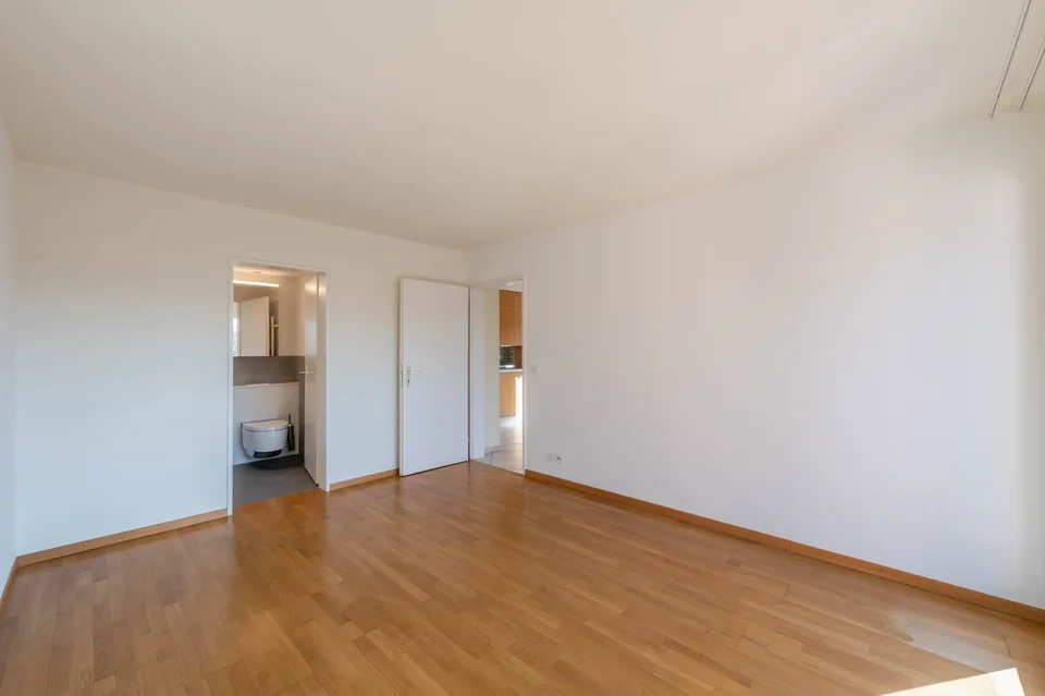 Appartamento luminoso 4,5 locali con molti extra – foto 6 di 12