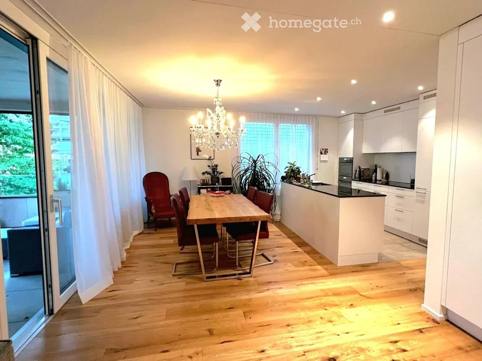 Moderne 3.5-Zimmer-Wohnung mit grosszügiger Loggia im 2. OG – Foto 4 von 5