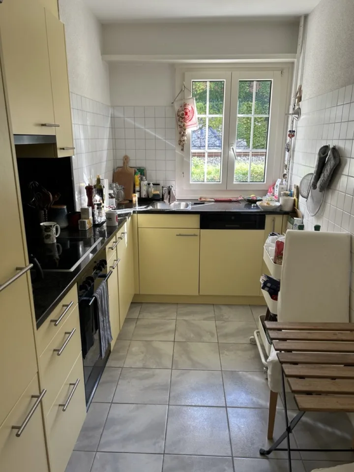 Schöne 2.5- Zimmerwohnung an der Seestrasse in Zollikon – Foto 6 von 8
