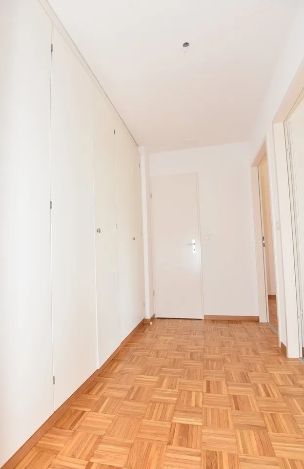Zu ergattern! Prächtige Wohnung in Ecublens! – Foto 2 von 11