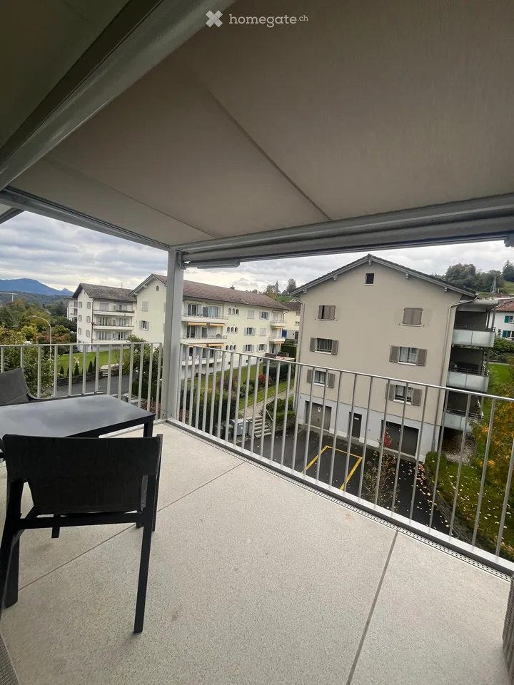 Helle 4-Zimmer-Wohnung mit 2 Balkonen und traumhafter Aussicht – Foto 4 von 5