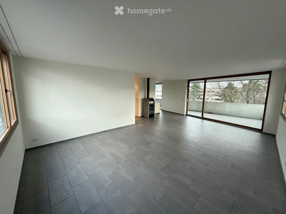 Hochwertig ausgebaute 3.5-Zimmer-Dachwohnung mit Hobbyraum in Muttenz – Foto 2 von 13