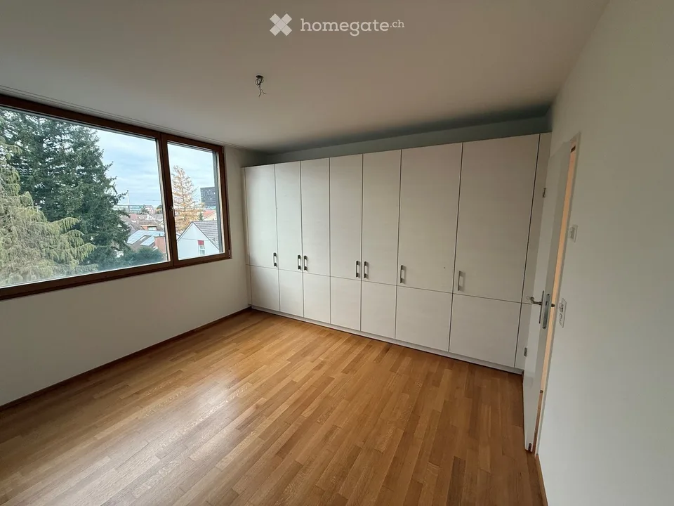 Hochwertig ausgebaute 3.5-Zimmer-Dachwohnung mit Hobbyraum in Muttenz – Foto 6 von 13