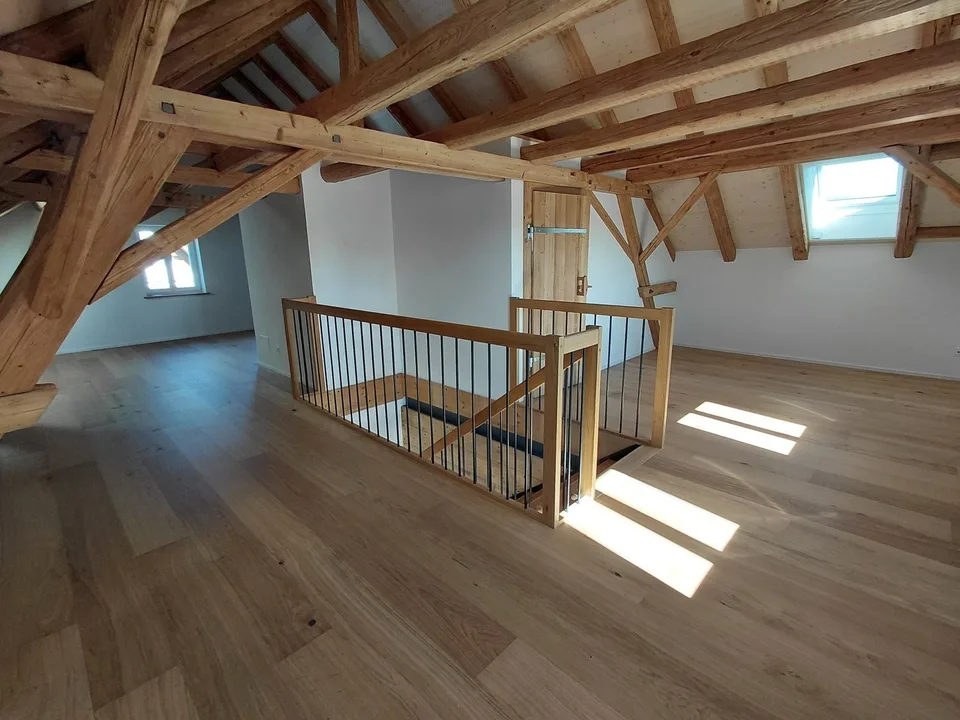 Ampio appartamento loft su due piani – foto 5 di 13