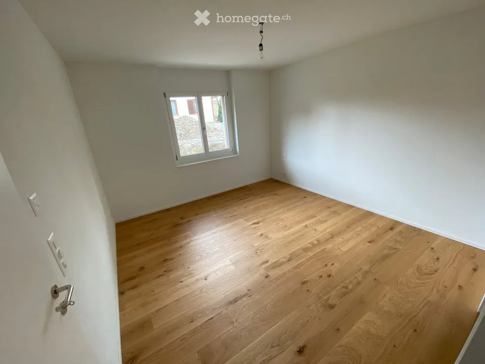 Ruhig gelegene 2,5-Zi Wohnung ab 1.2.2027 inkl. PP – Foto 3 von 5