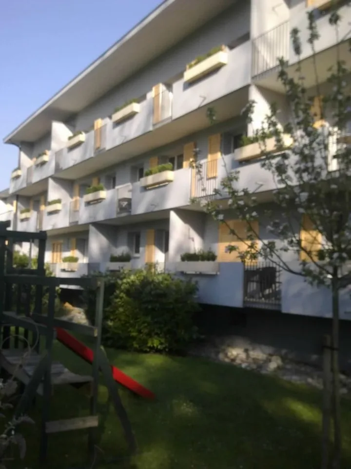 Ab 1.2./1.3. - Schöne 2.5 Zi Wohnung mit Balkon, grosse Einzelgarage – Foto 21 von 21