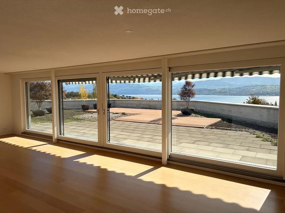 Wohnen über dem Zürichsee – 150 m² Wohnfläche und 250 m² Terrasse mit Weitsicht – Foto 4 von 14