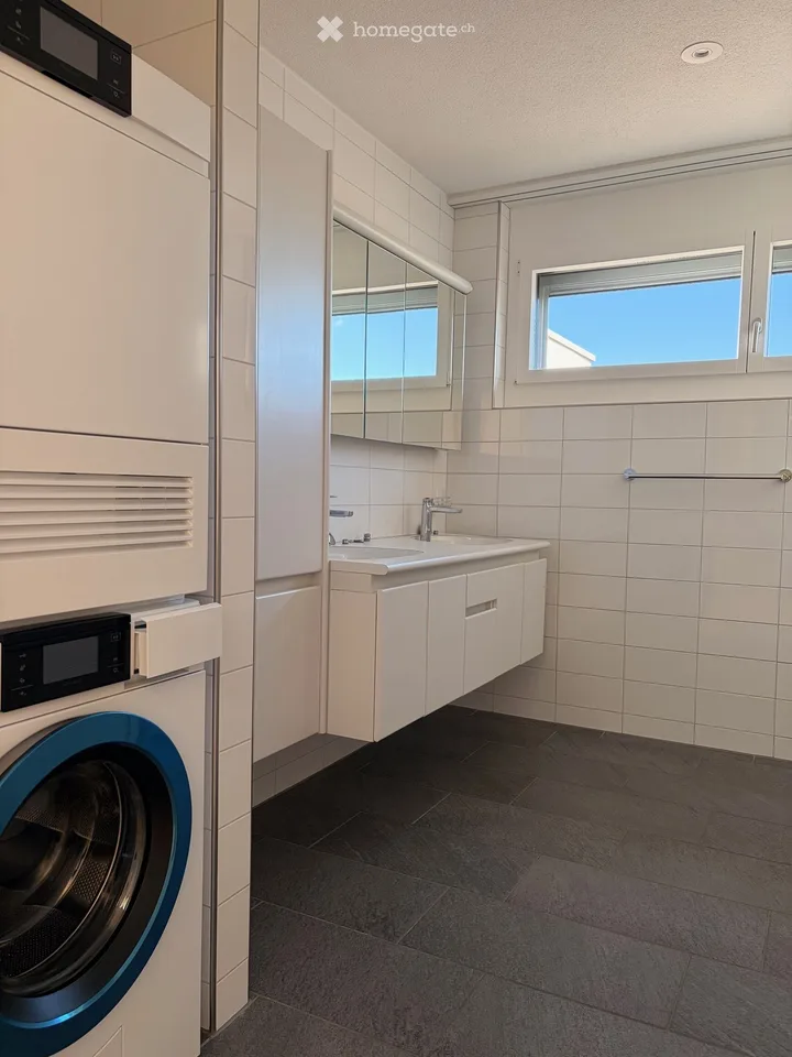 Wohnen über dem Zürichsee – 150 m² Wohnfläche und 250 m² Terrasse mit Weitsicht – Foto 12 von 14