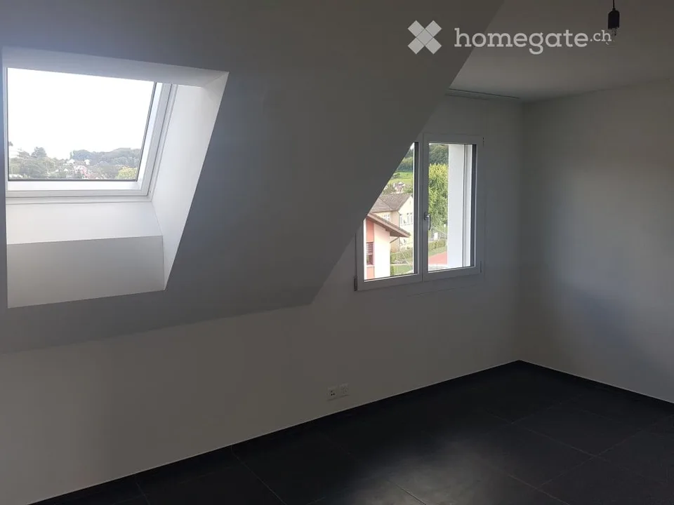 Attractive 3.5-room apartment with terrace in a prime location – photo 10 of 14