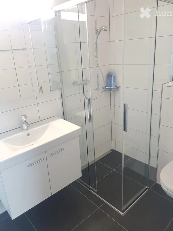 Attractive 3.5-room apartment with terrace in a prime location – photo 8 of 14