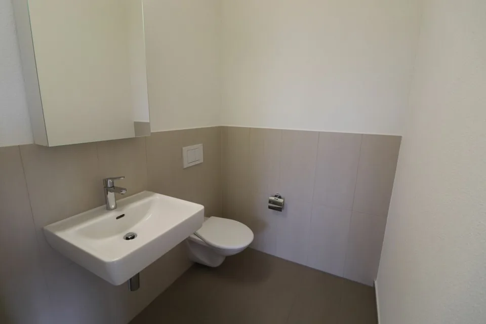 Nähe Gartenstadt, Münchenstein - moderne 3 1/2-Zimmerwohnung im 4.OG – Foto 10 von 12
