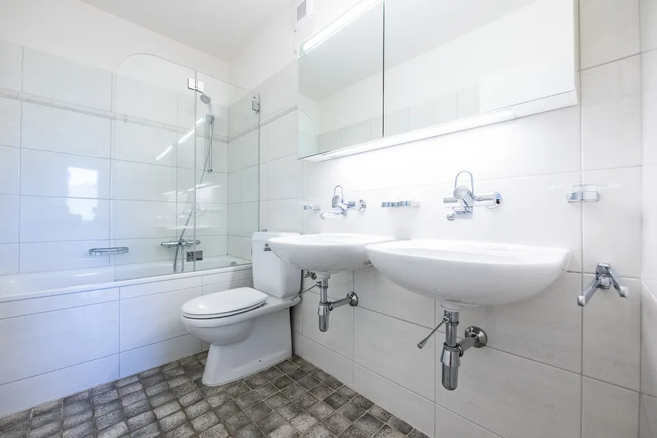 Schöne 2.5 ZimmerWohnung am Zollikerberg im EG – Foto 6 von 6