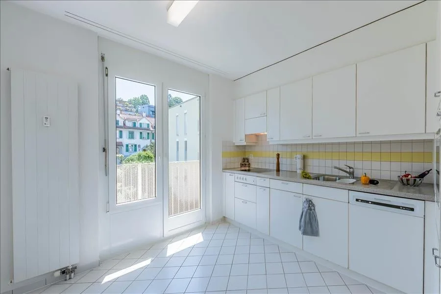 Wunderschöne und grosszügige Wohnung an bester Lage – Foto 4 von 8