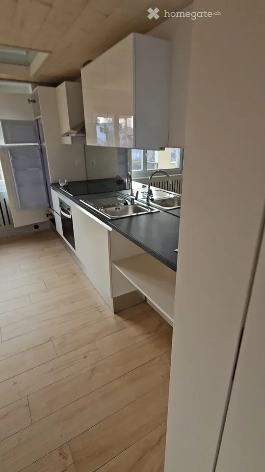 Helle 3.5 Zimmer Wohnung – Foto 2 von 14