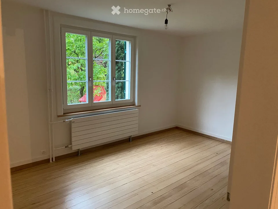 4.5 Zimmerwohnung mit wunderschönem Garten ab 15.12.26 oder nach Vereinbarung – Foto 14 von 23