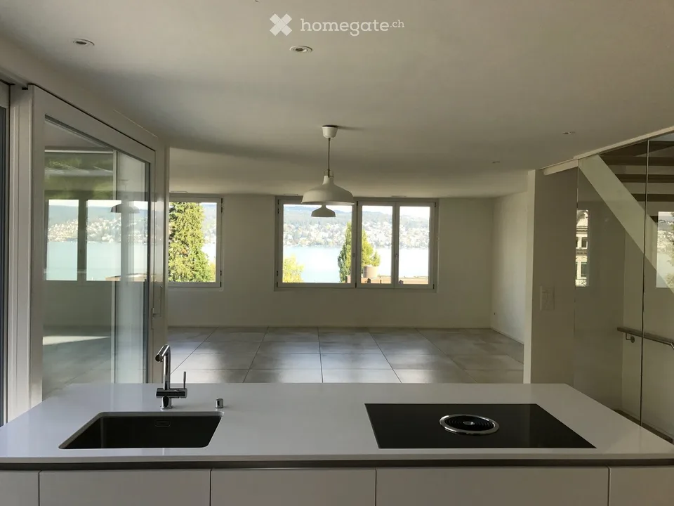 Wohnen mit Seesicht und direktem Zugang zum Bahnperron – ein aussergewöhnliches Zuhause – Foto 2 von 7