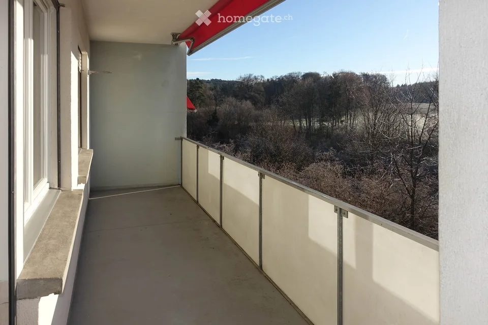 Appartement de construction ancienne abordable avec une belle vue sur la verdure – photo 2 sur 11