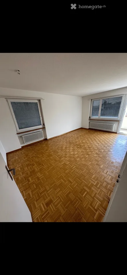 Bel appartement rénové en 2025 avec tour de buanderie privée – photo 4 sur 5