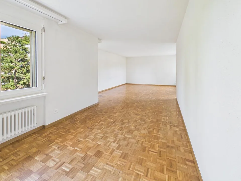 Attraktive 4.5-Zimmerwohnung im 3. Obergeschoss in Glattbrugg – Foto 4 von 9