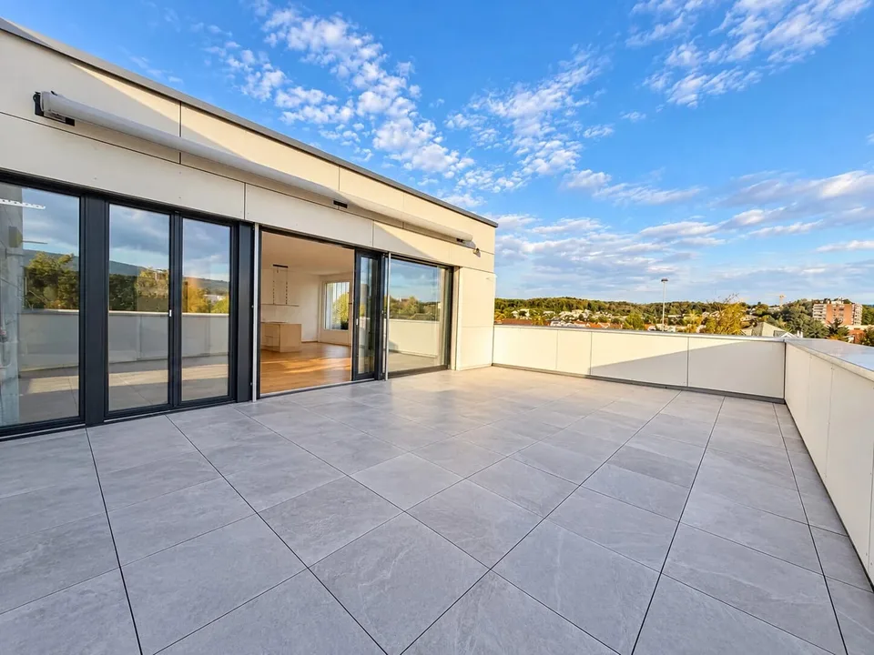 4.5-Zimmer-Penthouse mit Dachterrasse in Therwil mieten – Foto 2 von 7