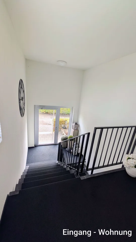 Grosszügige 5.5-Zimmer-Dach-Maisonettewohnung mit Balkon und Stadtblick in Opfikon – Foto 22 von 28