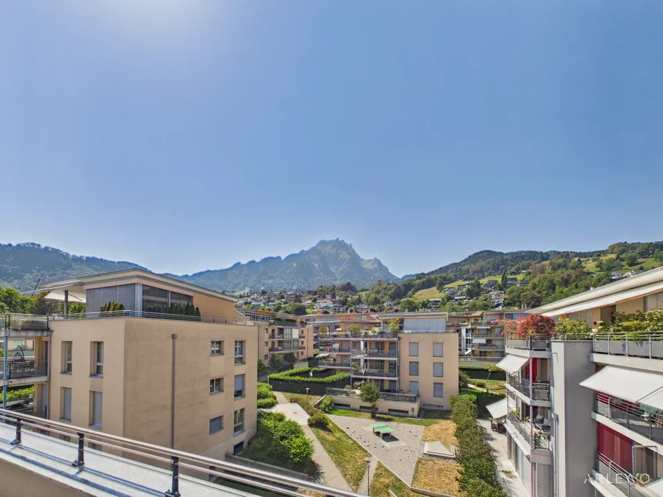 Exquisite 3½-Zimmer-Attikawohnung (108 m2) mit Traumterrasse und Seesicht – Foto 10 von 11