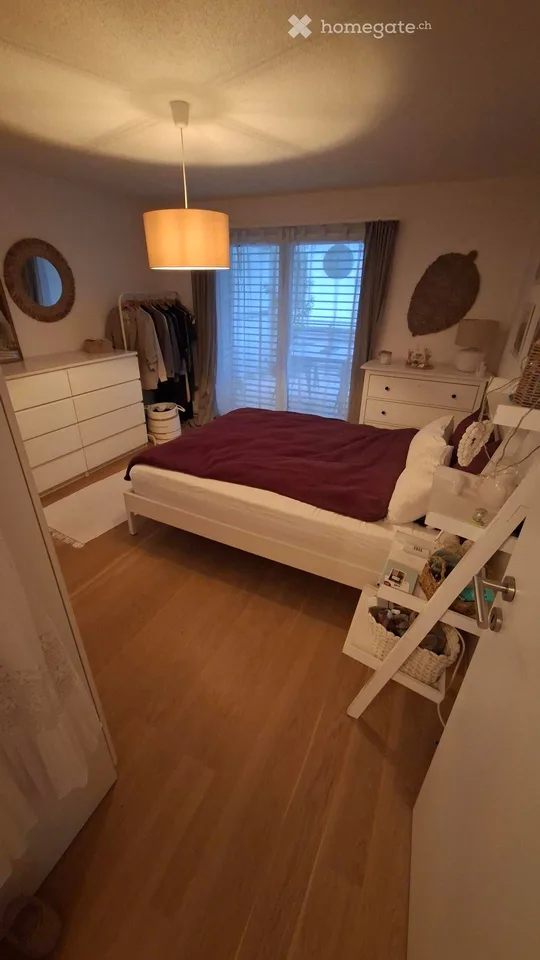 Nachmieter:in gesucht per 1. Dezember – wunderschöne 3.5-Zimmerwohnung mit riesigem Sonnenbalkon – Foto 2 von 5