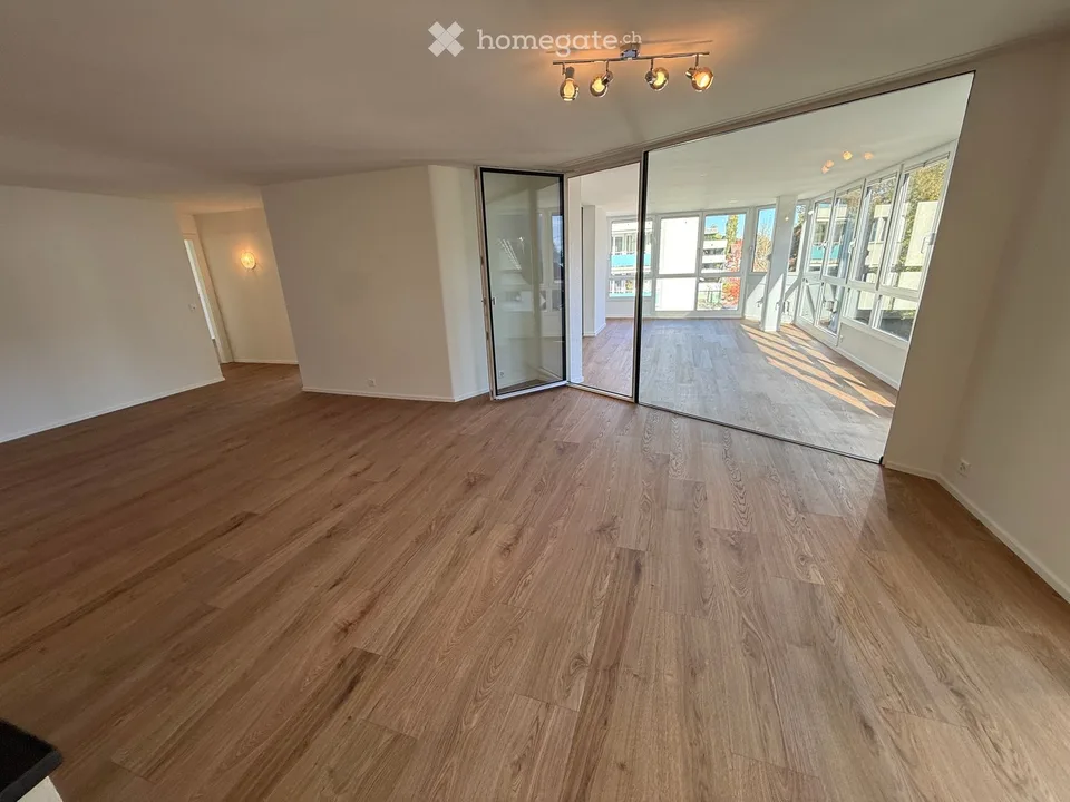 Frisch sanierte 4.5-Zimmer-Wohnung mit See- und Bergsicht in Hergiswil – Foto 6 von 15